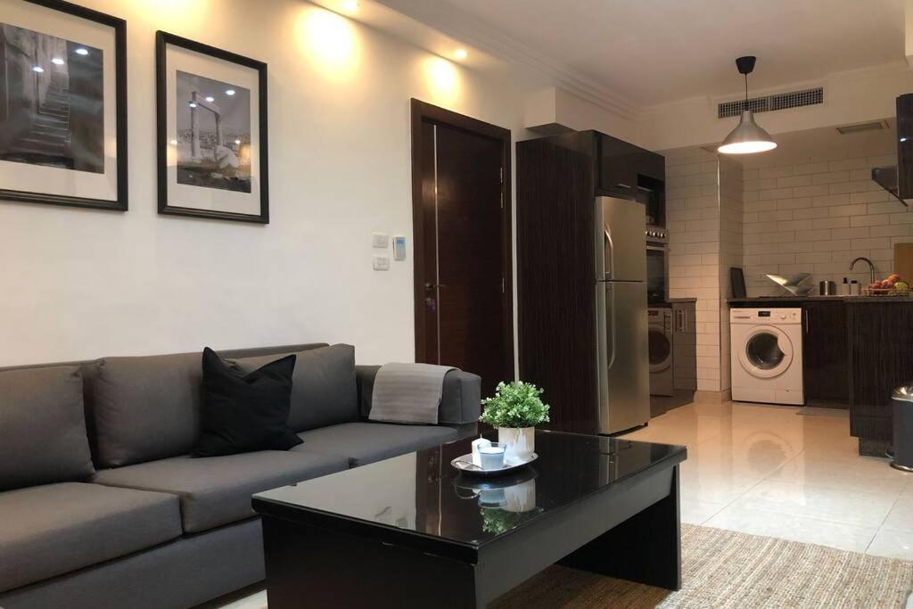 Luxury Apartment In Awesome Location In Amán Exterior foto