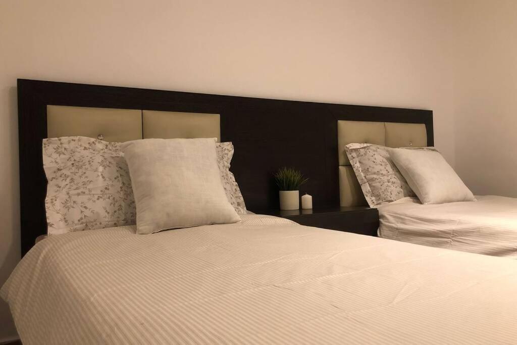 Luxury Apartment In Awesome Location In Amán Exterior foto